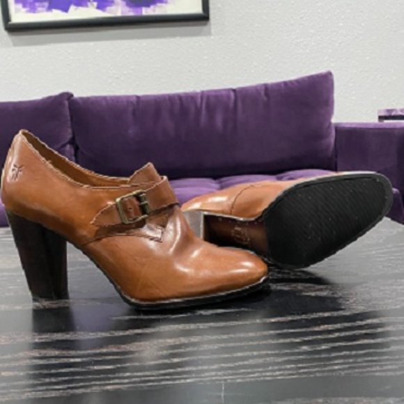 Frye Shoes - The sexiest heel shootie Frye ever made!